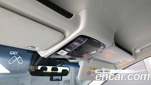Hyundai Staria 2022 — photo 27