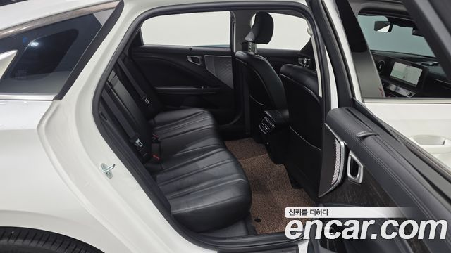 Kia K8 2022 — photo 18