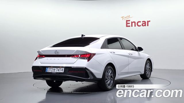 Hyundai AVANTE 2026 — photo 2