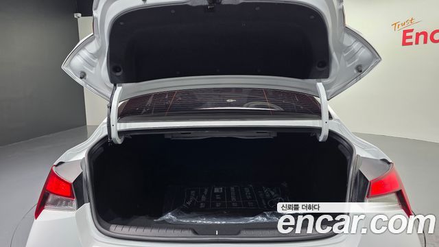 Hyundai AVANTE 2026 — photo 32
