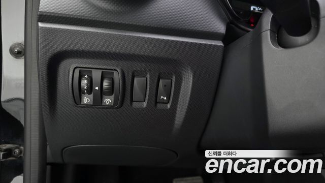 Renault Korea QM3 2014 — photo 24