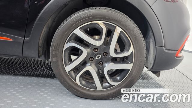 Renault Korea QM3 2014 — photo 7