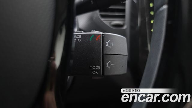 Renault Korea QM3 2014 — photo 29