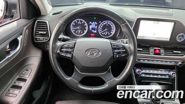 Hyundai Grandeur 2018 — photo 19