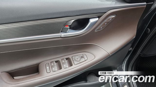 Hyundai Grandeur 2018 — photo 26