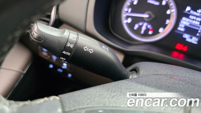 Hyundai Grandeur 2018 — photo 28