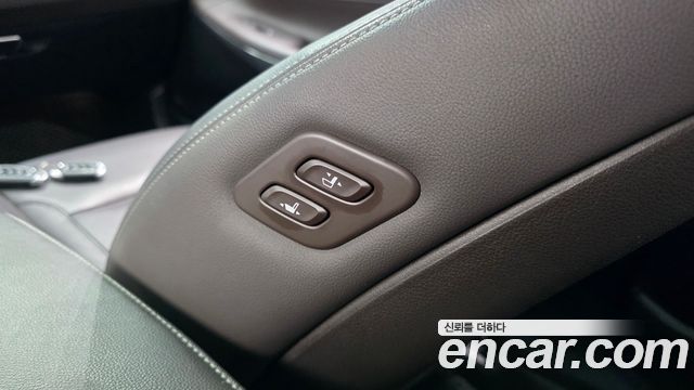 Hyundai Grandeur 2018 — photo 29