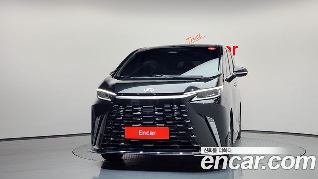 Lexus LM 2025 — photo 3