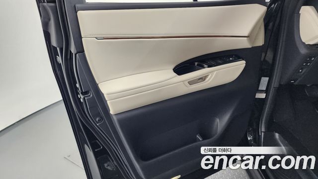 Lexus LM 2025 — photo 14