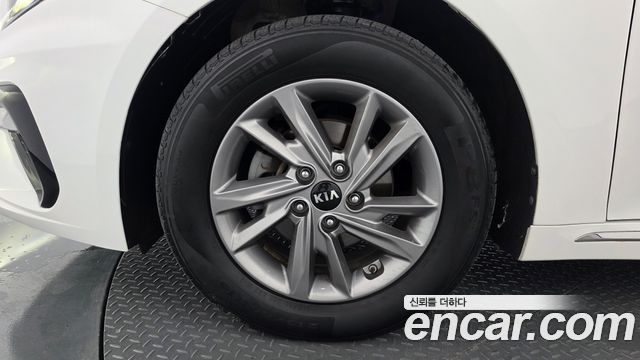 Kia K5 2019 — photo 5
