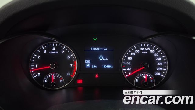 Kia K5 2019 — photo 11