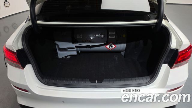 Kia K5 2019 — photo 24