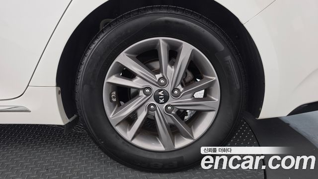 Kia K5 2019 — photo 7