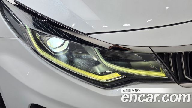 Kia K5 2019 — photo 8