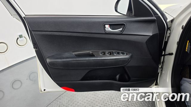 Kia K5 2019 — photo 14