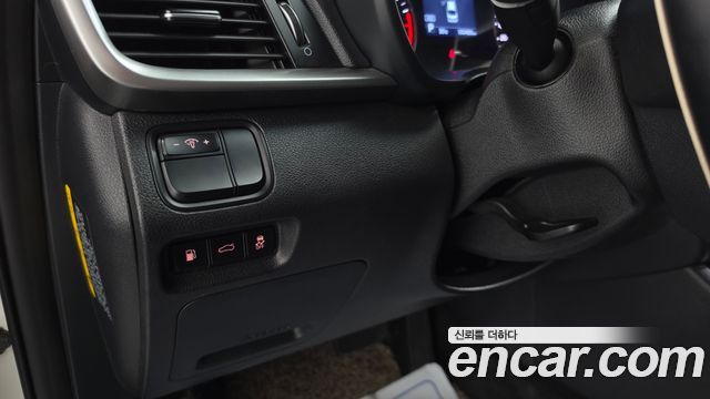Kia K5 2019 — photo 27
