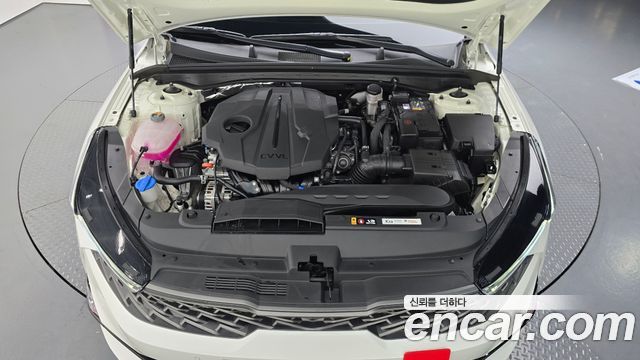 Kia K5 2023 — photo 6