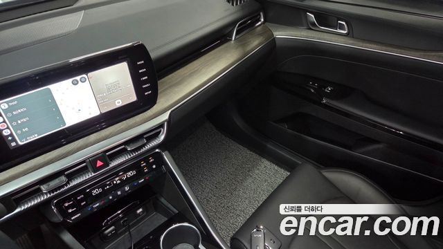 Kia K5 2023 — photo 23