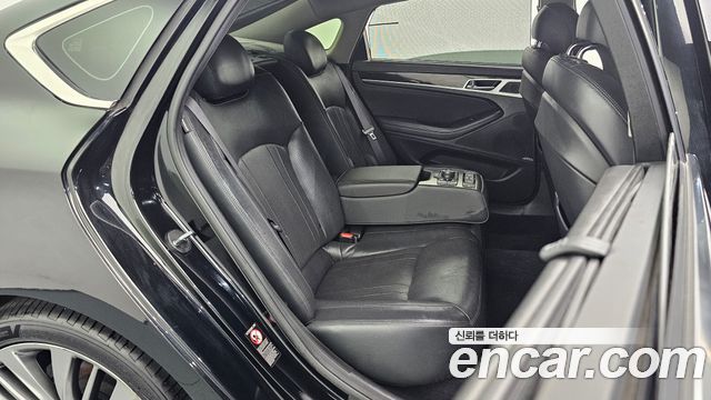 Hyundai Genesis 2016 — photo 11
