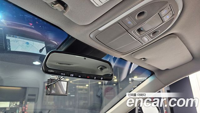 Hyundai Genesis 2016 — photo 18