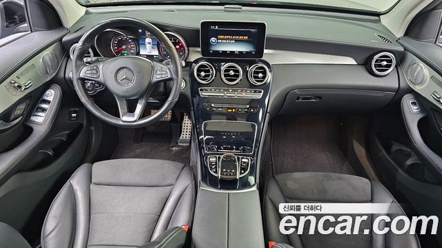 Mercedes-Benz GLC-Class 2019 — photo 10
