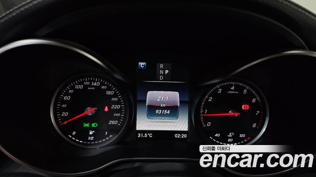 Mercedes-Benz GLC-Class 2019 — photo 11