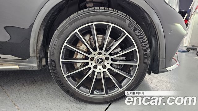 Mercedes-Benz GLC-Class 2019 — photo 7