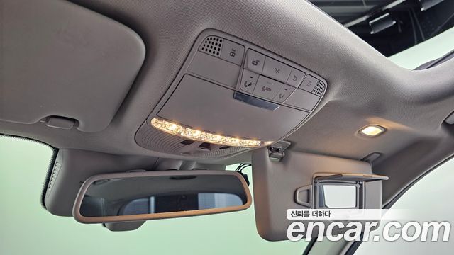 Mercedes-Benz GLC-Class 2019 — photo 29