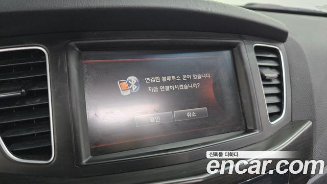 Kia K7 2012 — photo 16
