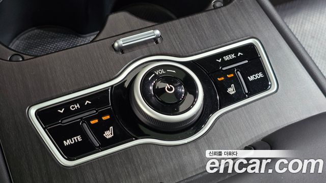 Kia K7 2012 — photo 18
