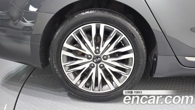 Kia K7 2020 — photo 5