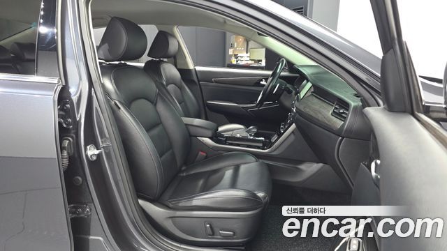 Kia K7 2020 — photo 17