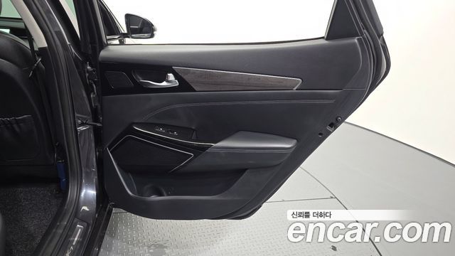 Kia K7 2020 — photo 15