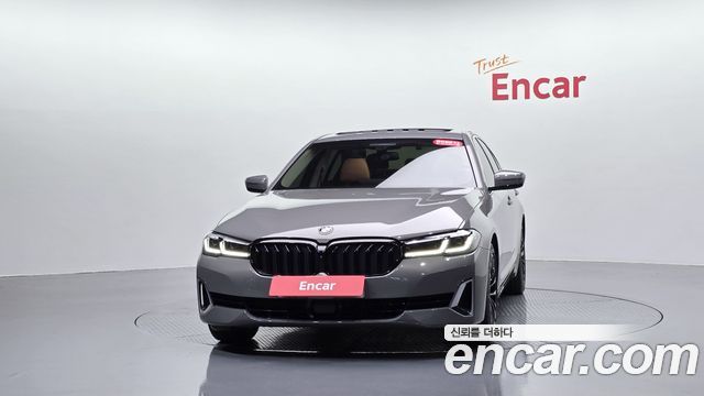 BMW 5-Series 2021 — photo 3