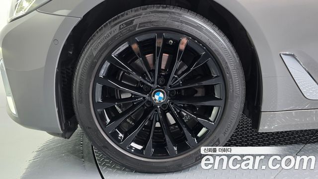 BMW 5-Series 2021 — photo 5