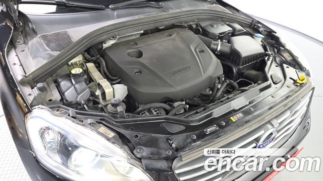 Volvo XC60 2017 — photo 6