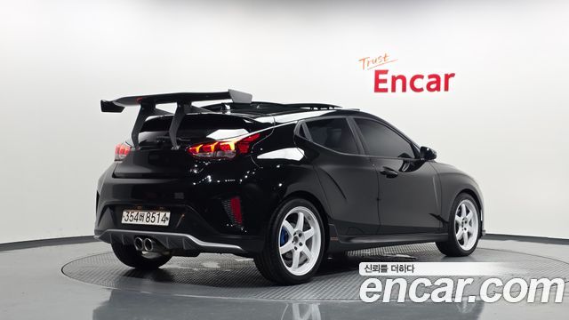 Hyundai Veloster 2020 — photo 2