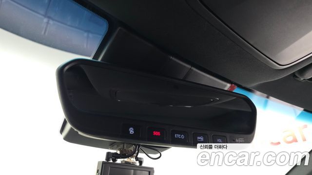 Hyundai Veloster 2020 — photo 25