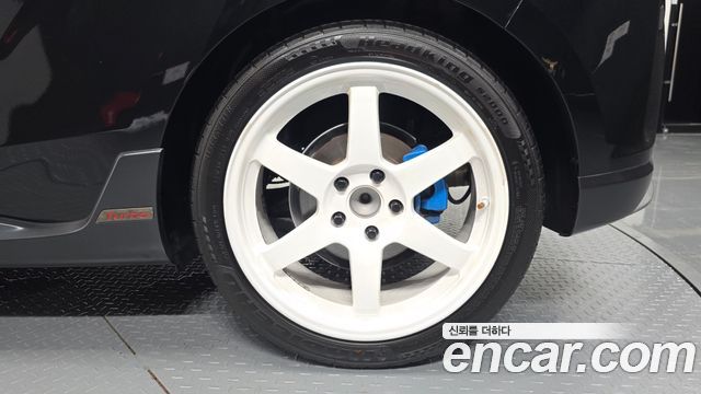 Hyundai Veloster 2020 — photo 7