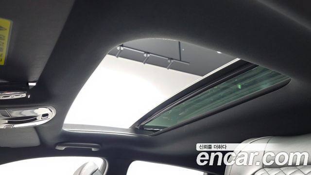 Hyundai Veloster 2020 — photo 33
