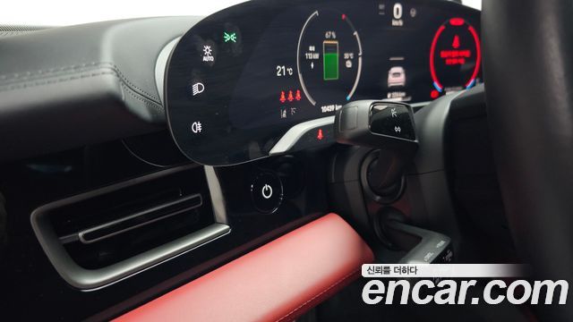 Porsche Taycan 2025 — photo 20