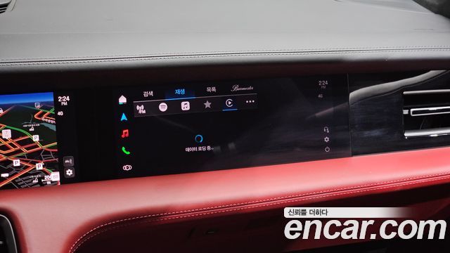 Porsche Taycan 2025 — photo 25