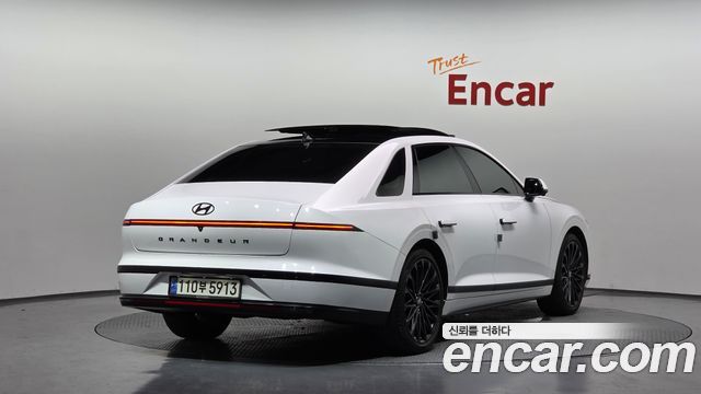 Hyundai Grandeur 2023 — photo 2
