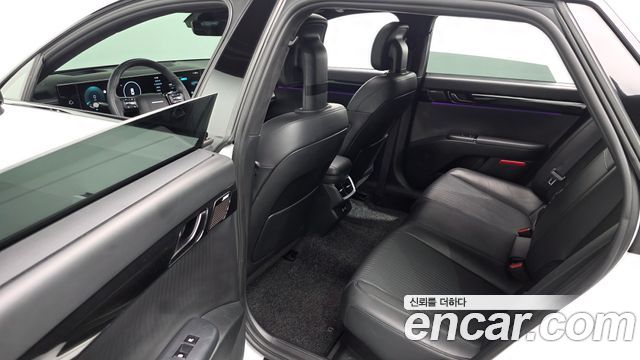 Hyundai Grandeur 2023 — photo 11