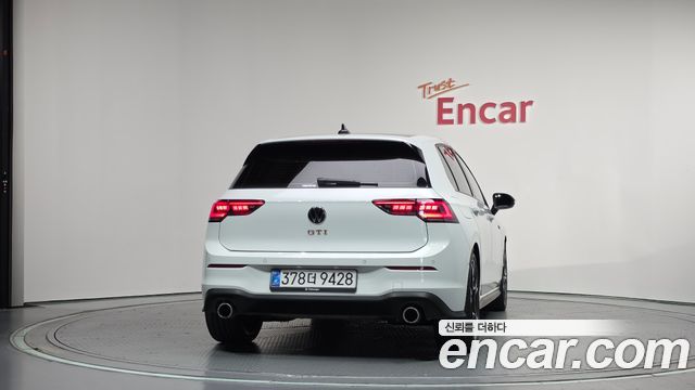 Volkswagen Golf 2026 — photo 4