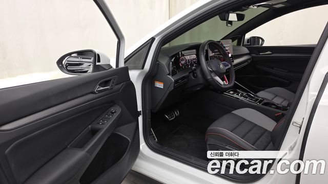 Volkswagen Golf 2026 — photo 10