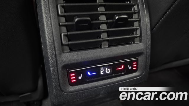Volkswagen Golf 2026 — photo 19