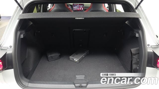 Volkswagen Golf 2026 — photo 20