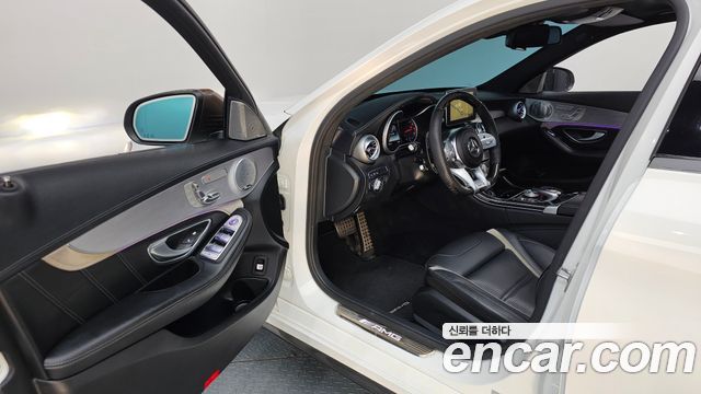 Mercedes-Benz C-Class 2017 — photo 10