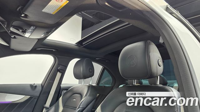 Mercedes-Benz C-Class 2017 — photo 19